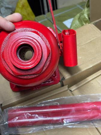 Kích đội rỗng tâm 20T kèm trục ren ép bạc vào